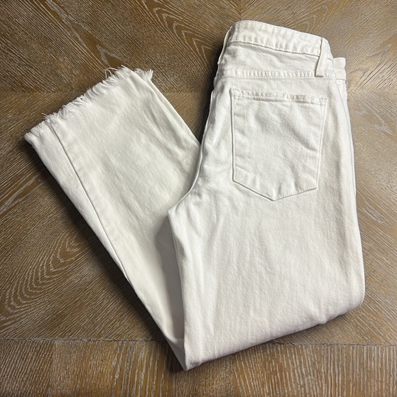 AO.LA ALICE + OLIVIA White Perfect Cropped Kick Flare Jeans 28 - Picture 3 of 11